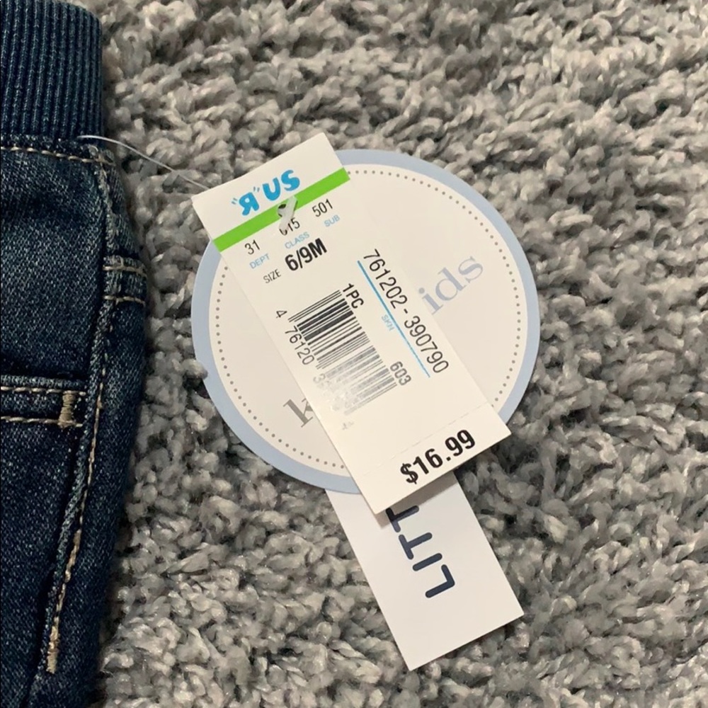 Jeans - Picture 2 of 3
